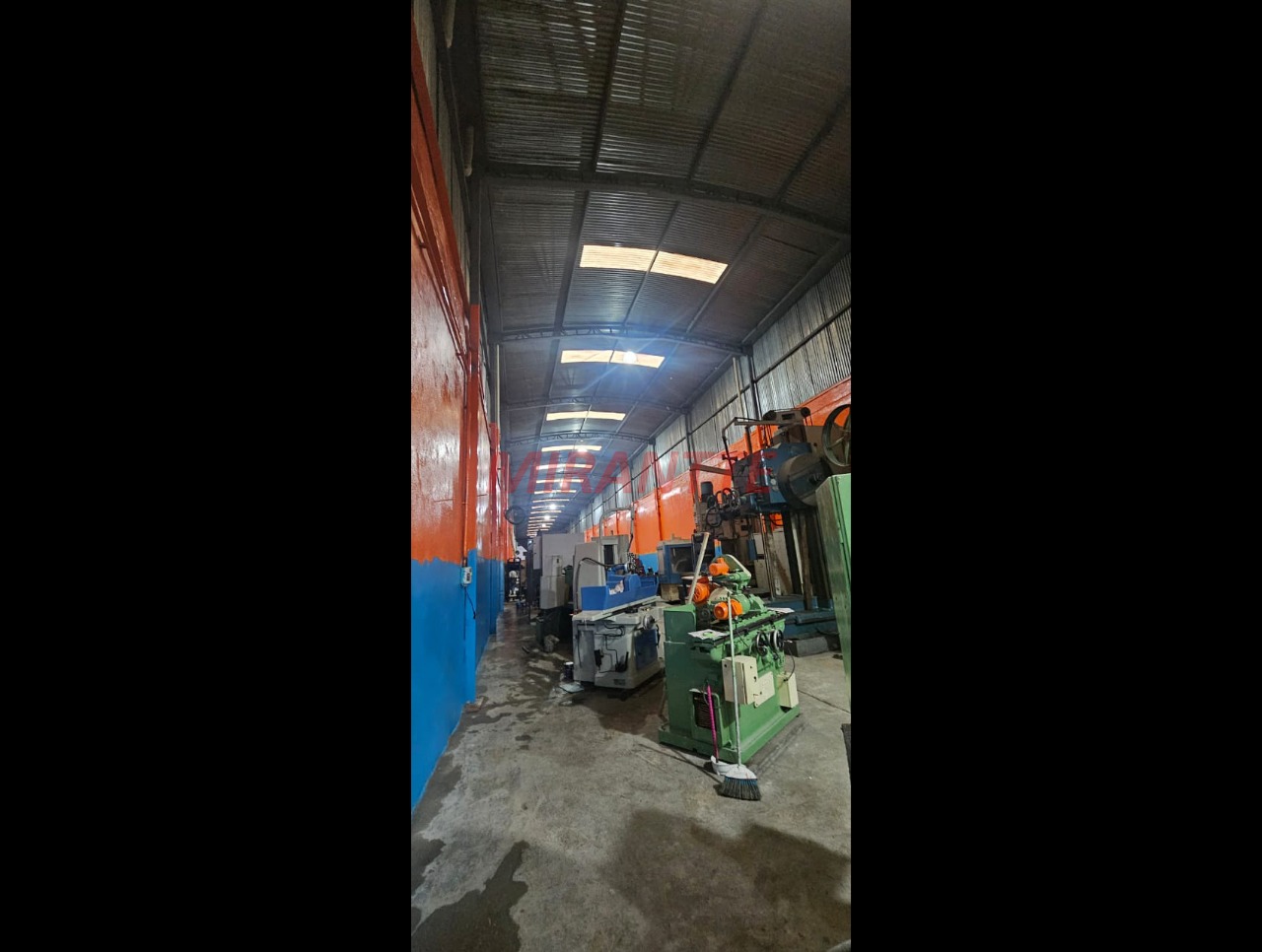 Galpao de 1770m² em Brás