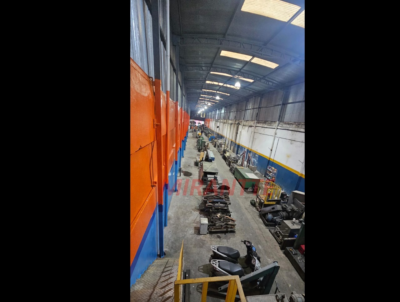 Galpao de 1770m² em Brás