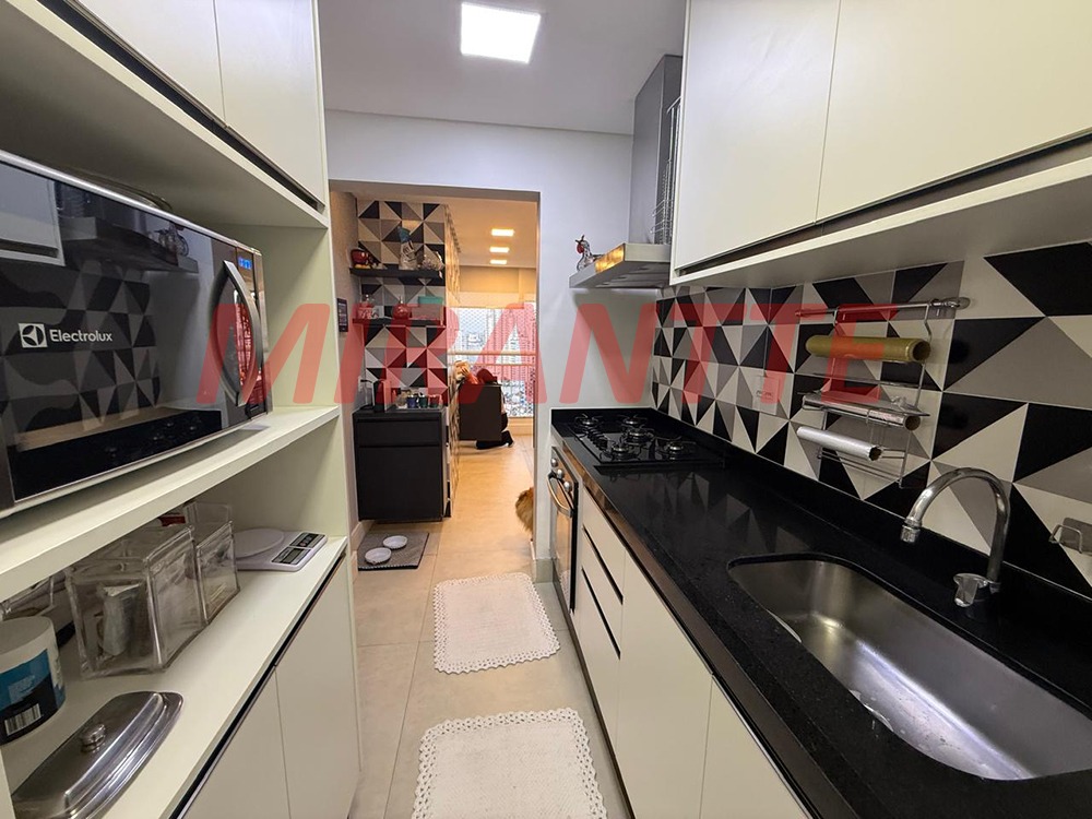 Apartamento de 120m² com 3 quartos em Santa Teresinha