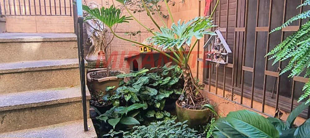 Casa terrea de 120m² com 3 quartos em Parque Vitoria