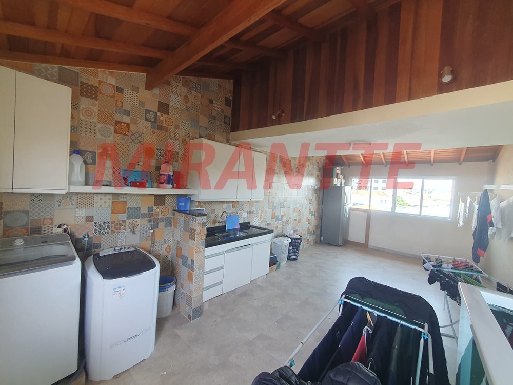 Sobrado de 90m² com 2 quartos em Vila Isolina Mazzei