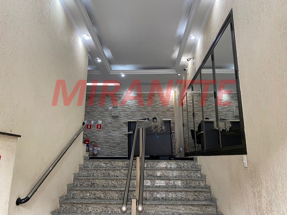 Comercial de 65m² em Santana