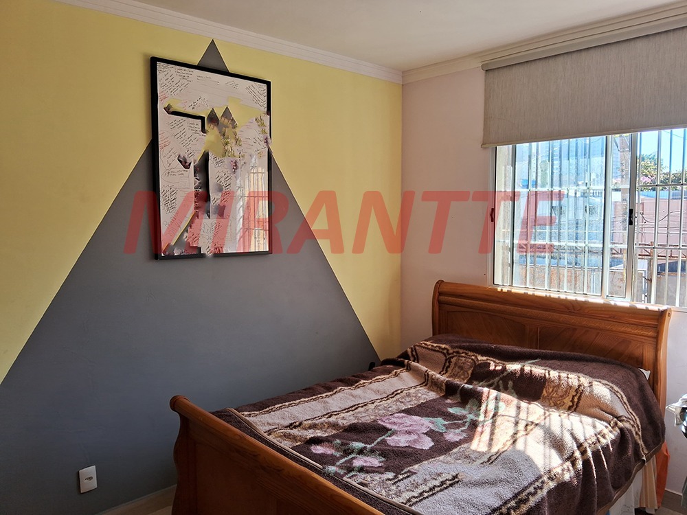 Sobrado de 142m² com 3 quartos em Vila Mariza Mazzei