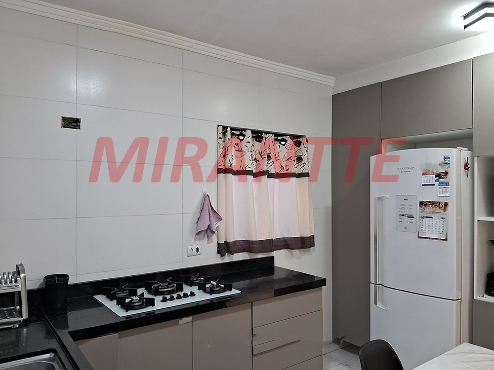 Sobrado de 142m² com 3 quartos em Vila Mariza Mazzei
