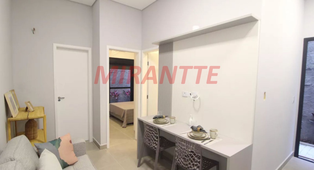 Apartamento de 41.75m² com 2 quartos em Vila Ester
