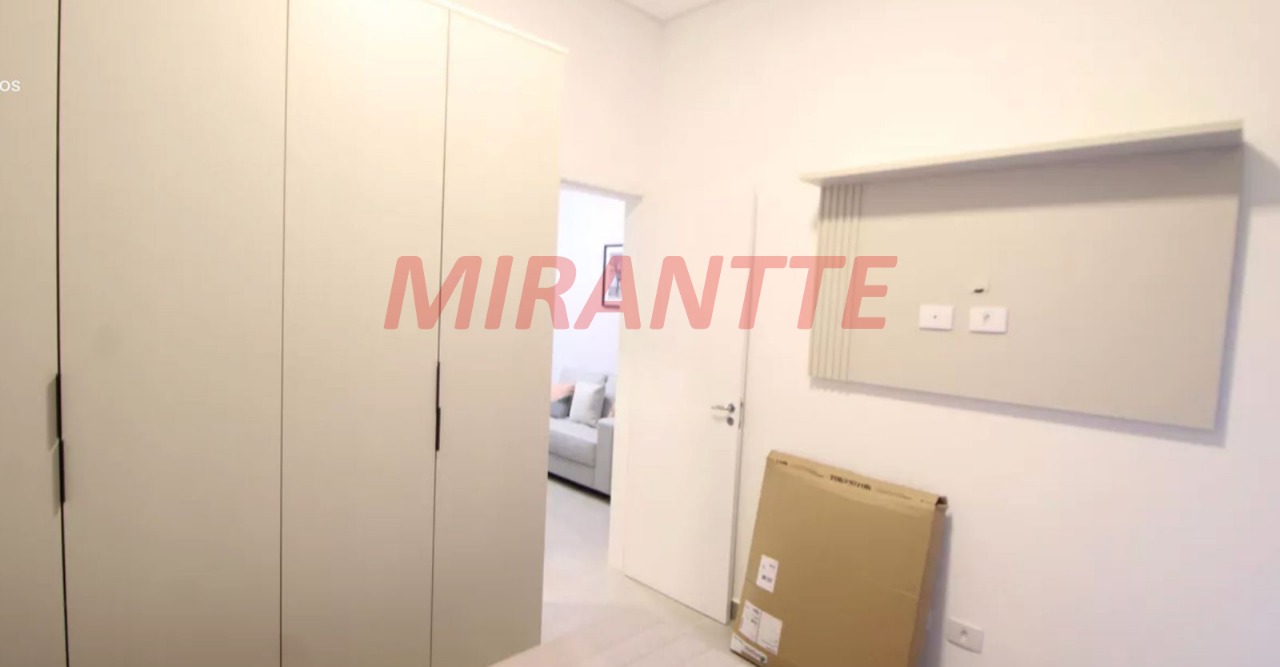 Apartamento de 41.75m² com 2 quartos em Vila Ester