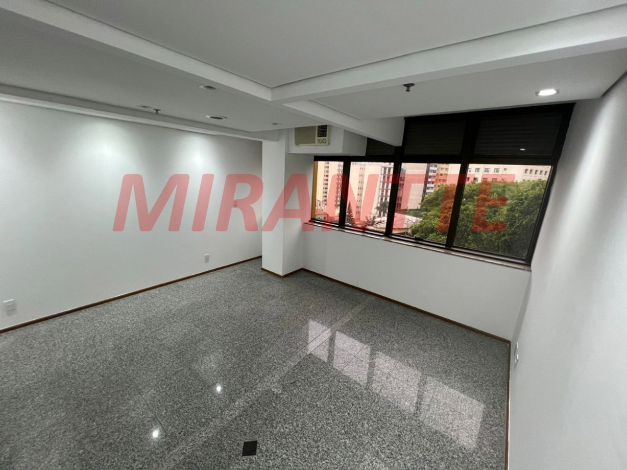 Comercial de 58.88m² em Bela Vista
