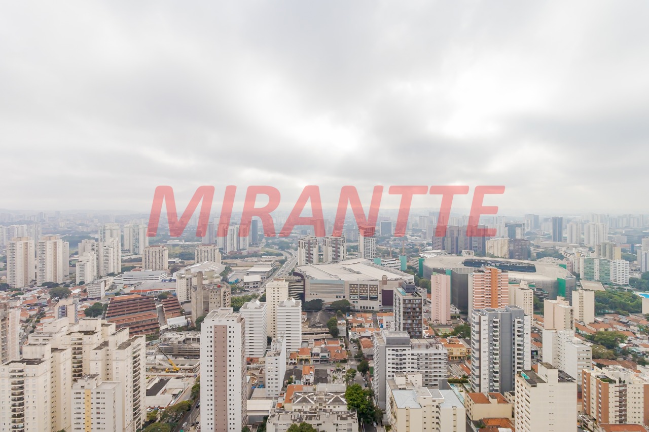 Apartamento de 190m² com 4 quartos em Perdizes