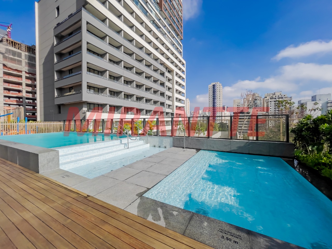 Apartamento de 190m² com 4 quartos em Perdizes