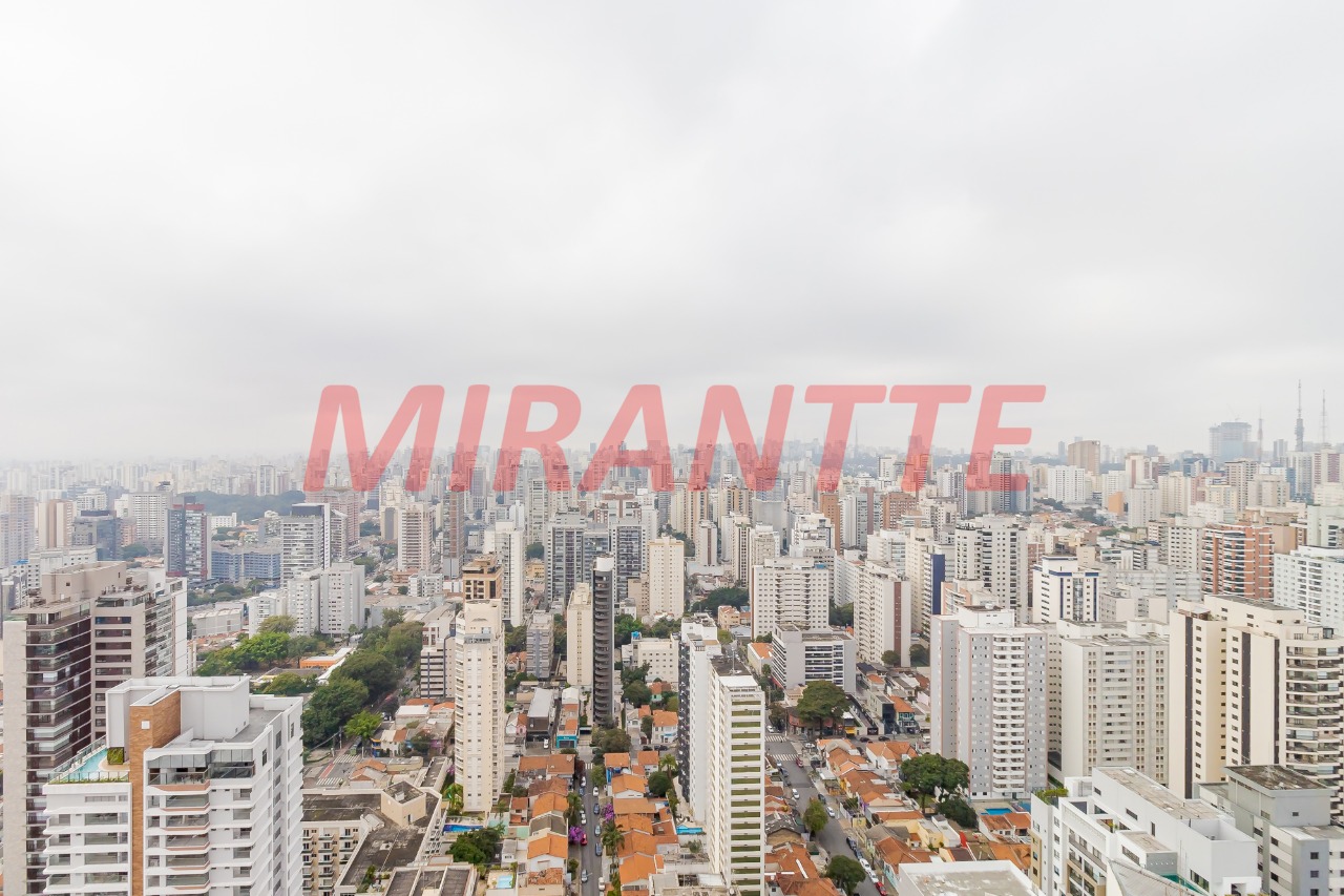 Apartamento de 190m² com 4 quartos em Perdizes