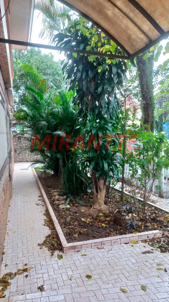 Sobrado de 298m² com 5 quartos em Vila Medeiros