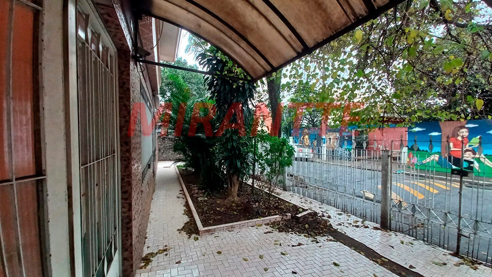 Sobrado de 298m² com 5 quartos em Vila Medeiros