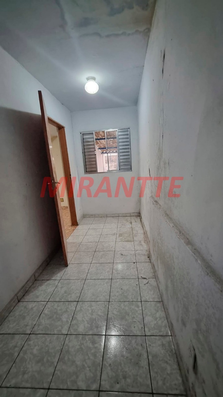 Casa terrea de 106m² com 2 quartos em Água Fria