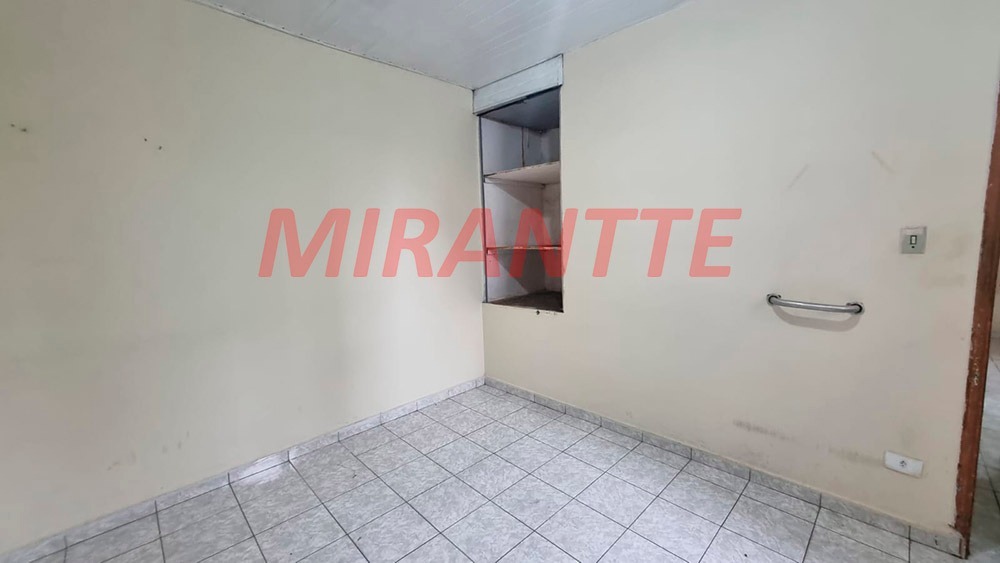 Casa terrea de 106m² com 2 quartos em Água Fria