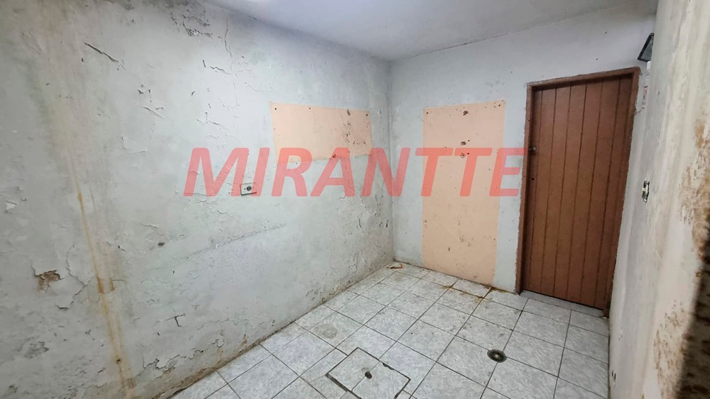 Casa terrea de 106m² com 2 quartos em Água Fria