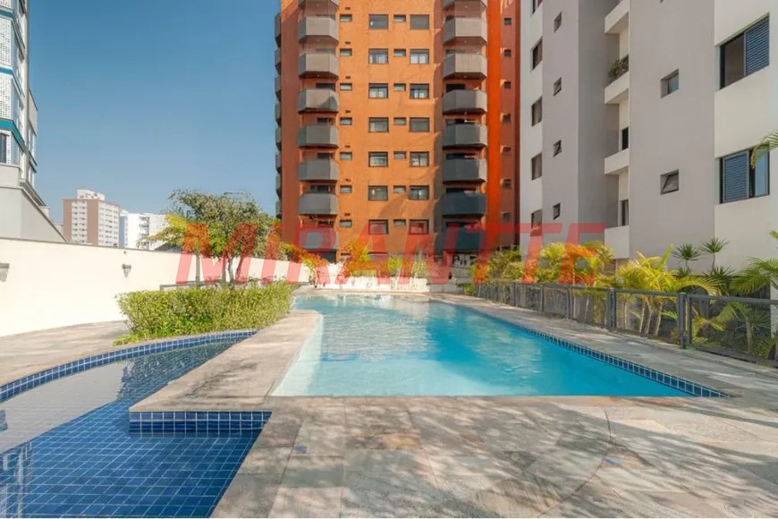 Apartamento de 66m² com 3 quartos em Água Fria