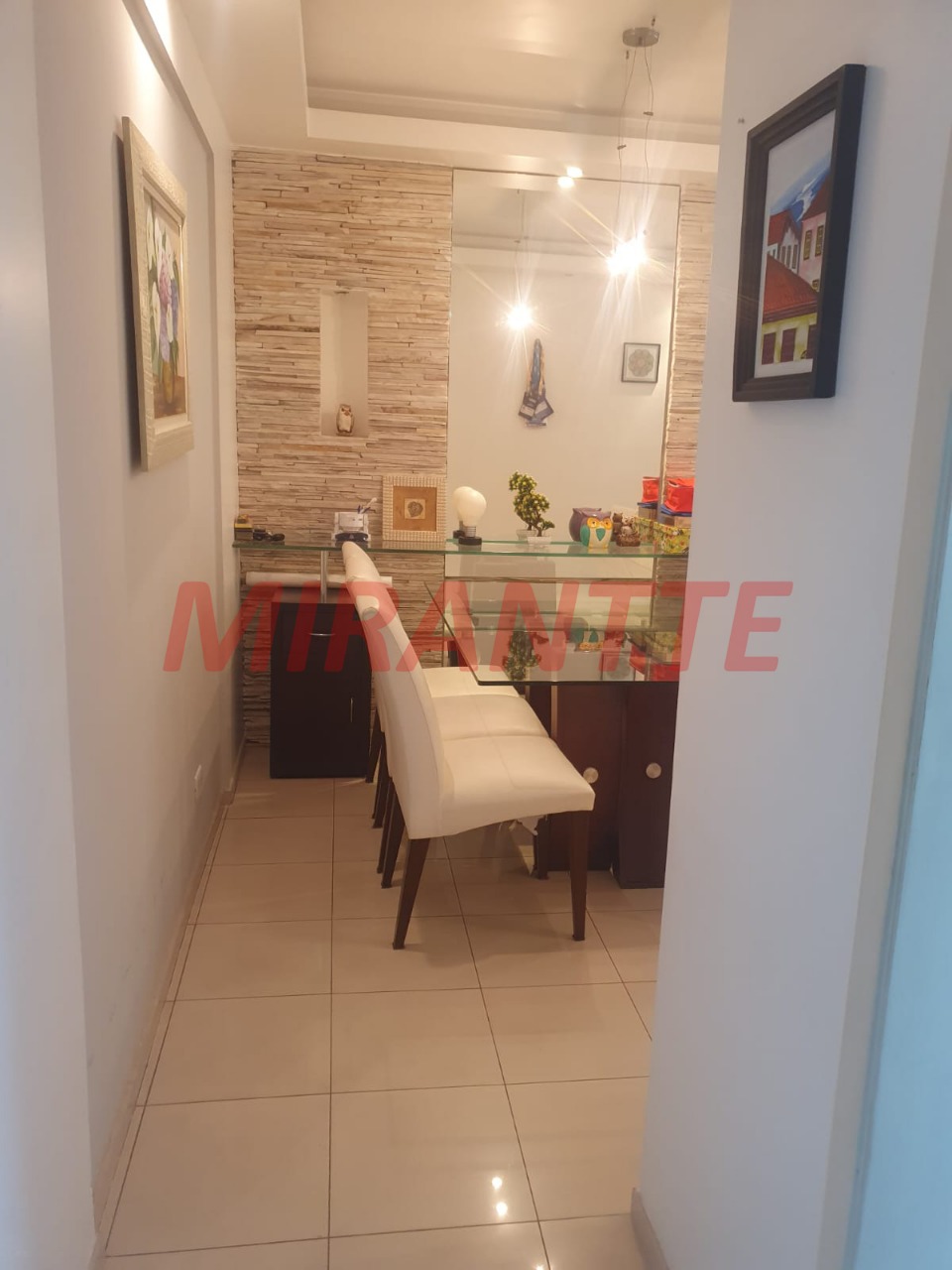 Apartamento de 66m² com 3 quartos em Água Fria