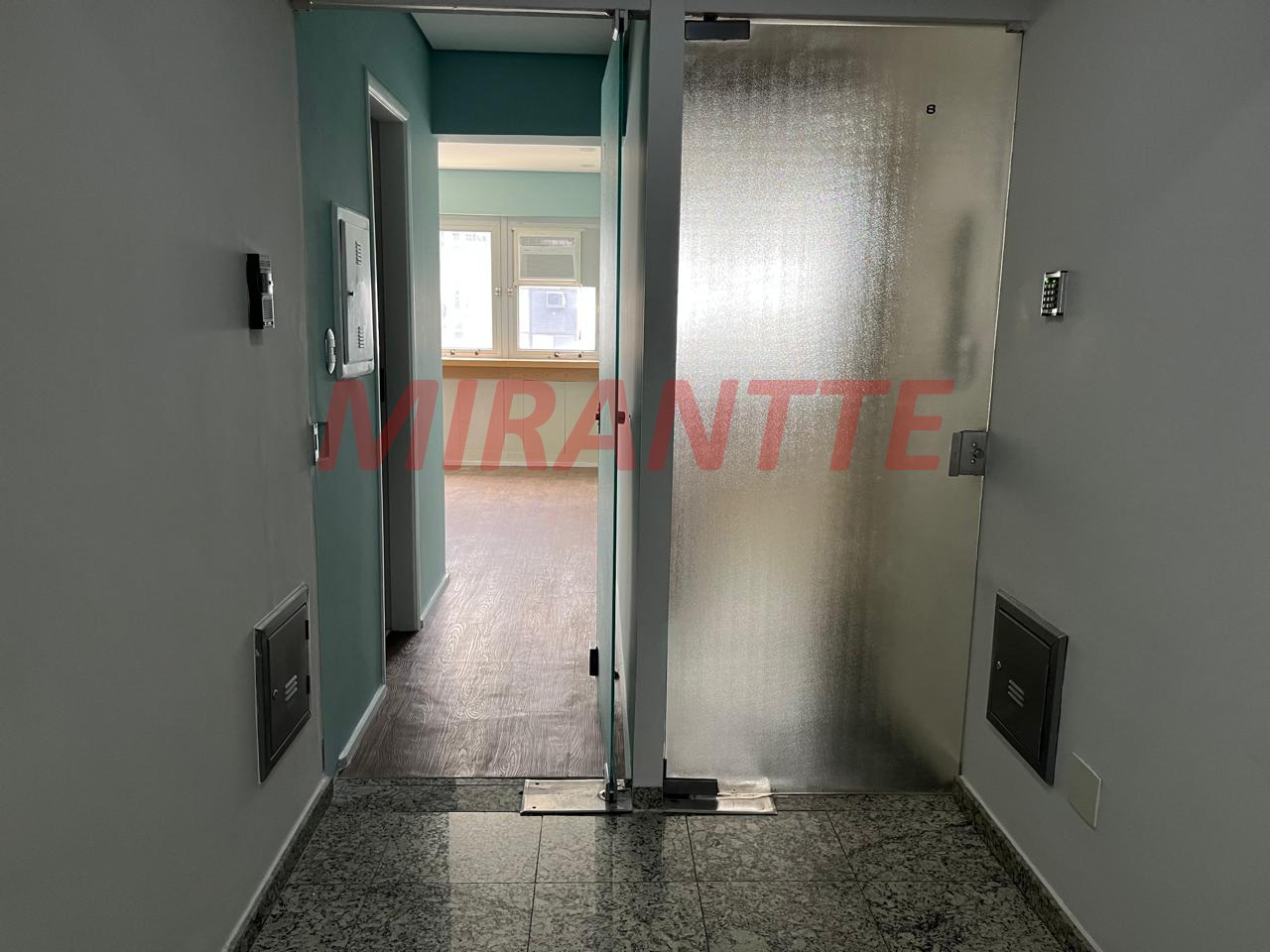 Conjunto comercial de 92m² em Itaim Bibi