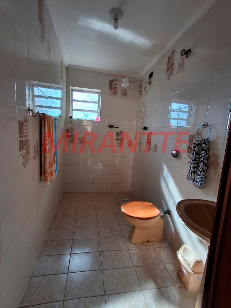 Sobrado de 177m² com 2 quartos em Tremembe