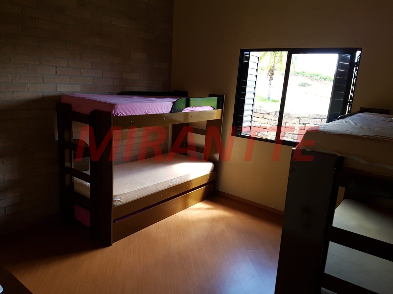 Cond. fechado de 250m² com 4 quartos em Pinhal
