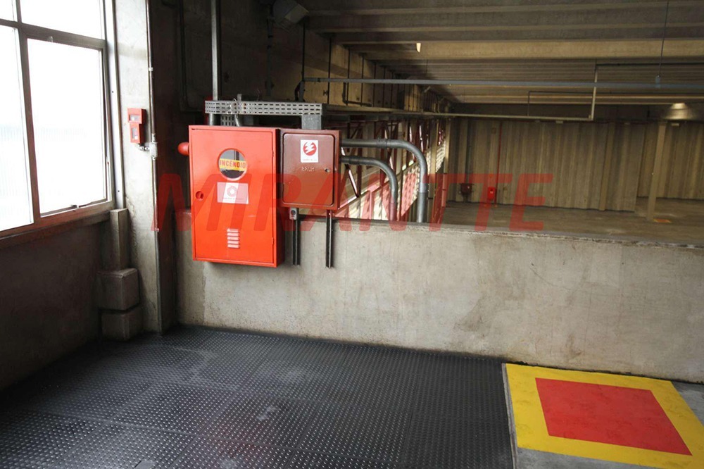 Galpao de 2599m² em Parque Novo Mundo