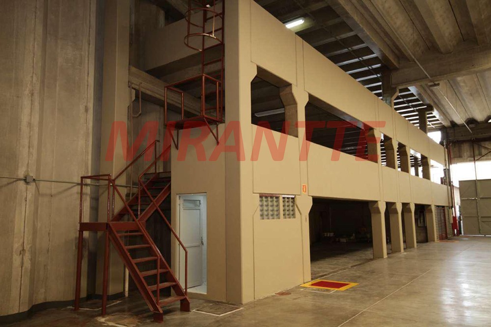 Galpao de 2599m² em Parque Novo Mundo