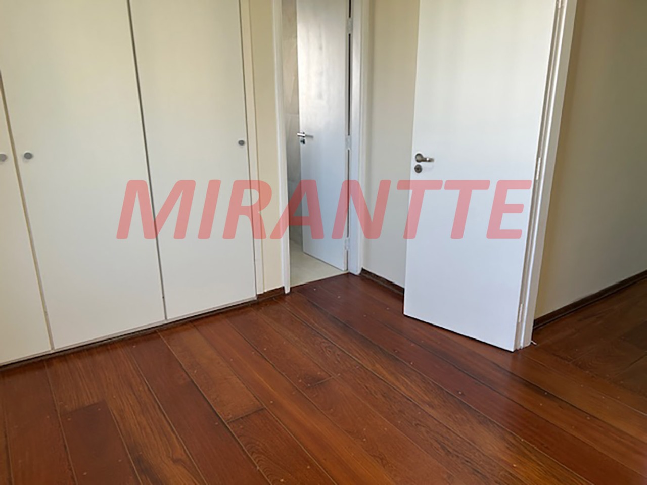 Apartamento de 96m² com 3 quartos em Santana