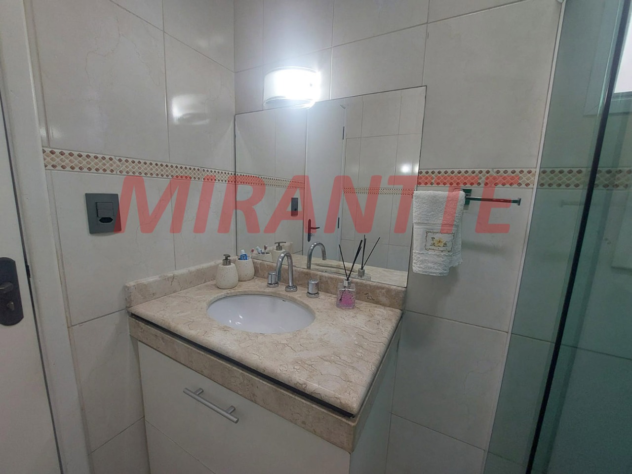 Sobrado de 164m² com 3 quartos em Vila Maria Alta