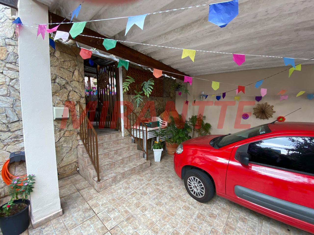 Sobrado de 108m² com 2 quartos em Imirim