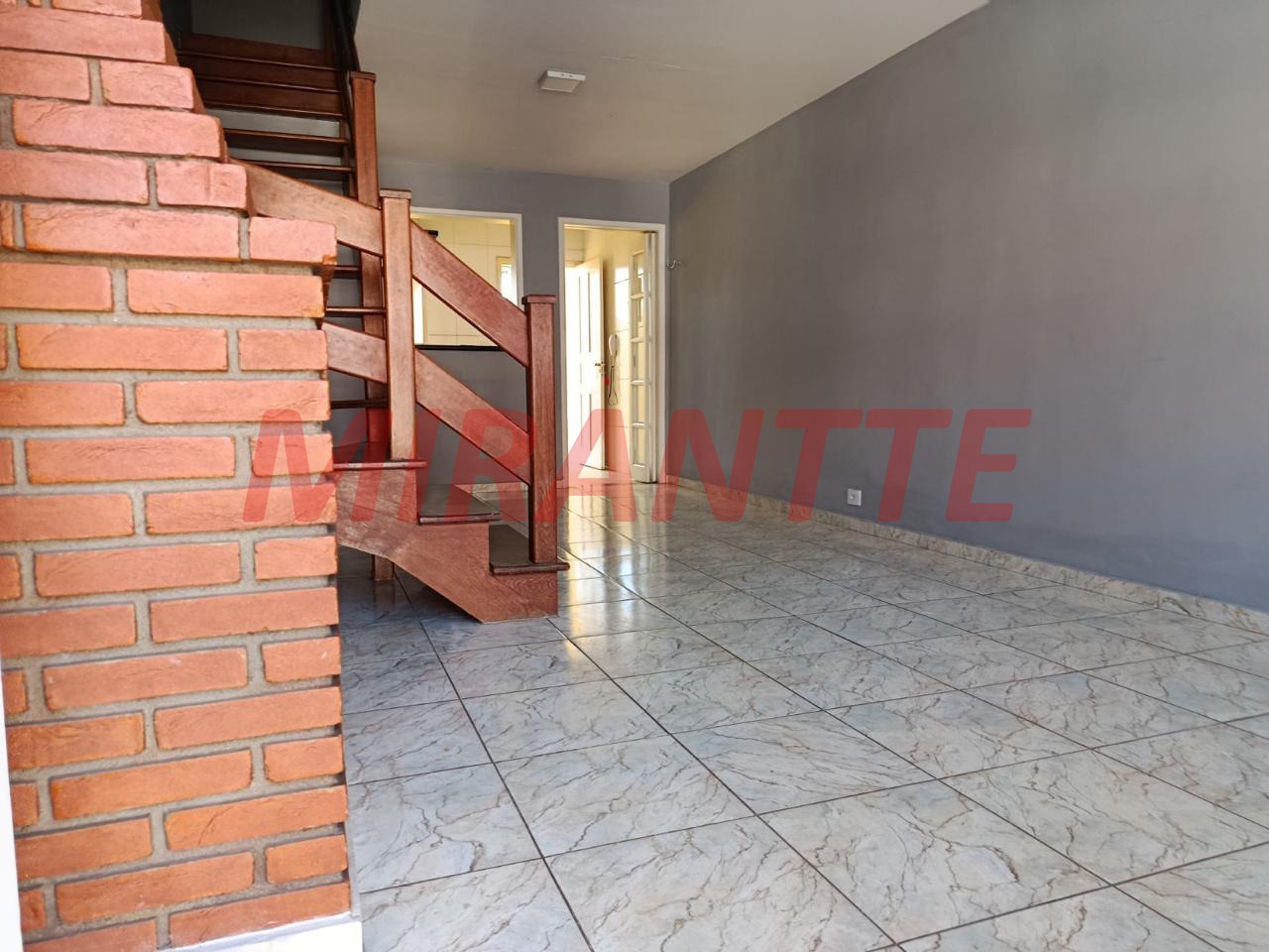 Cond. fechado de 72m² com 2 quartos em Jardim Leonor Mendes De Barros