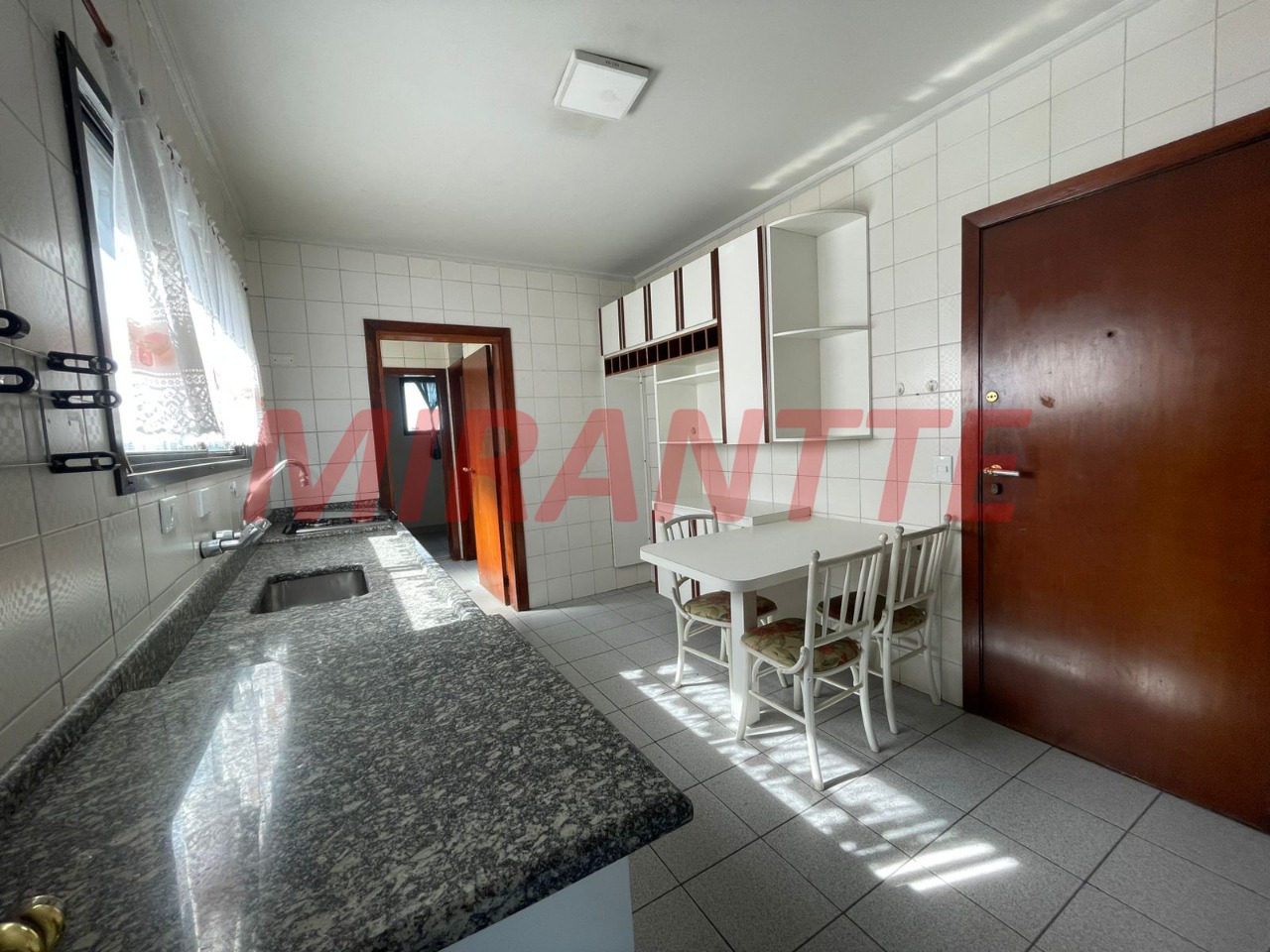 Apartamento de 196m² com 3 quartos em Vila Pauliceia