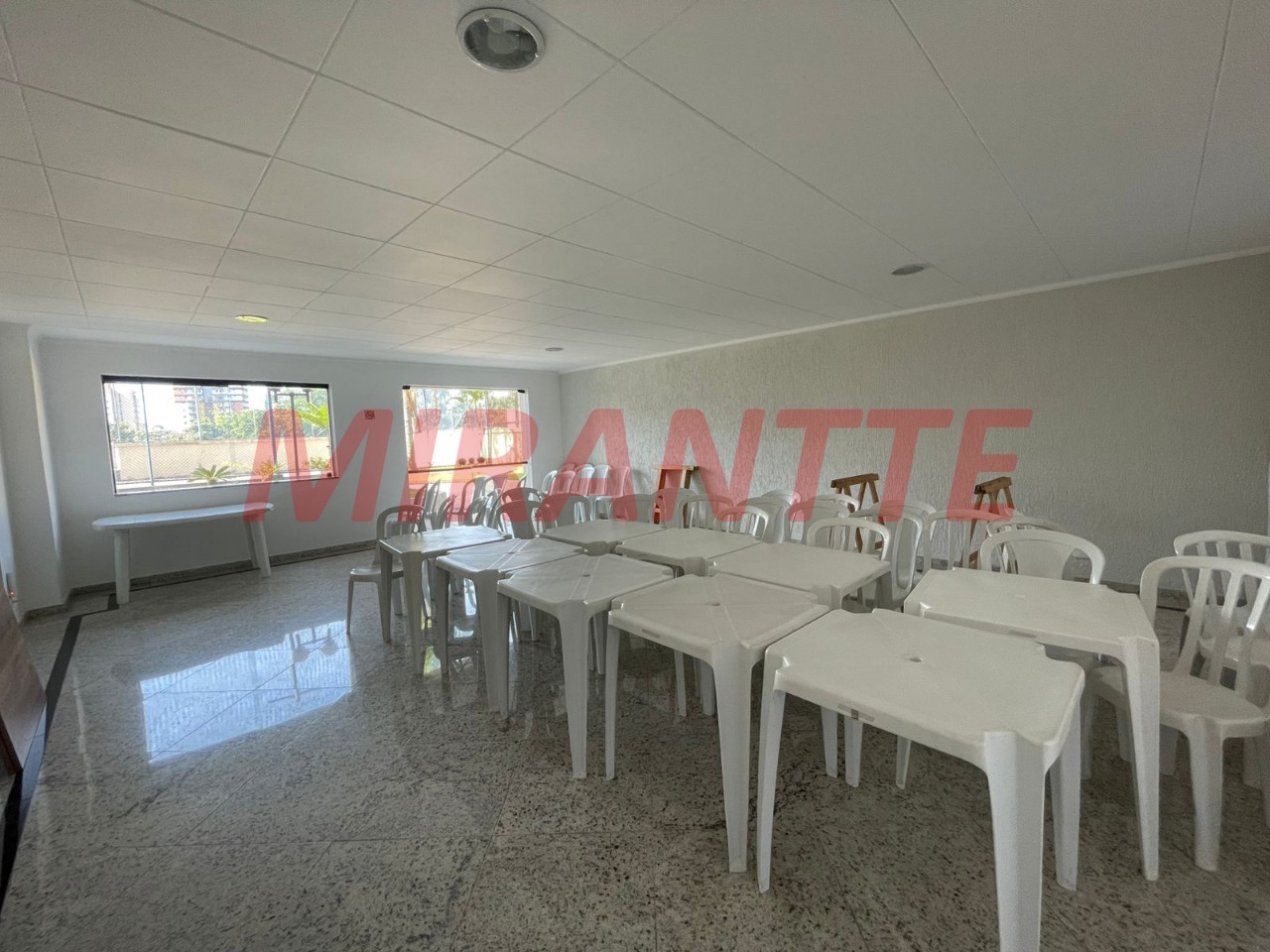 Apartamento de 196m² com 3 quartos em Vila Pauliceia