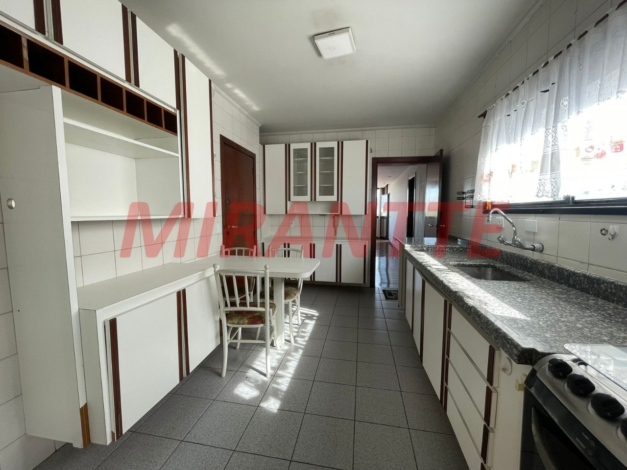 Apartamento de 196m² com 3 quartos em Vila Pauliceia