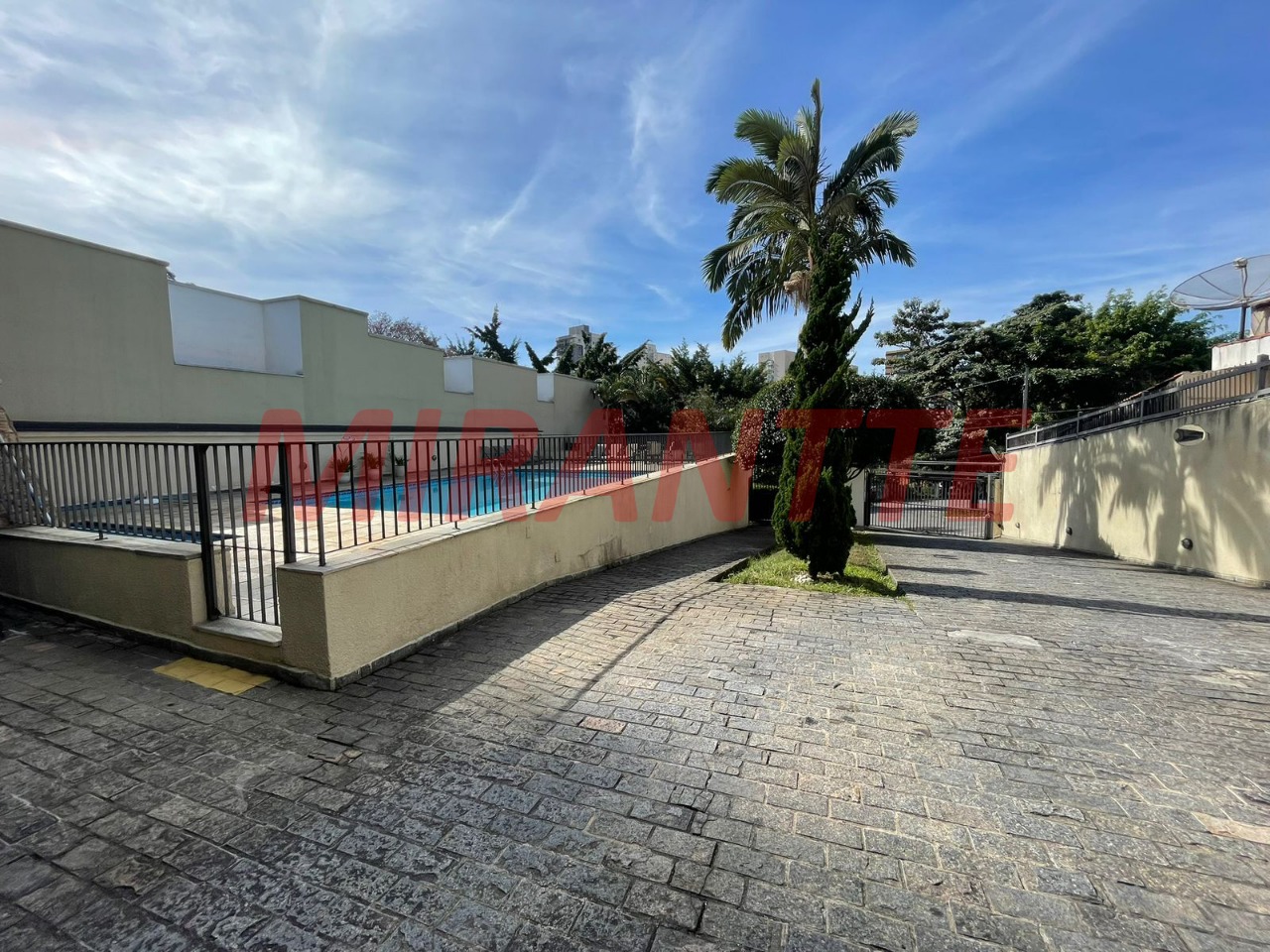 Apartamento de 196m² com 3 quartos em Vila Pauliceia