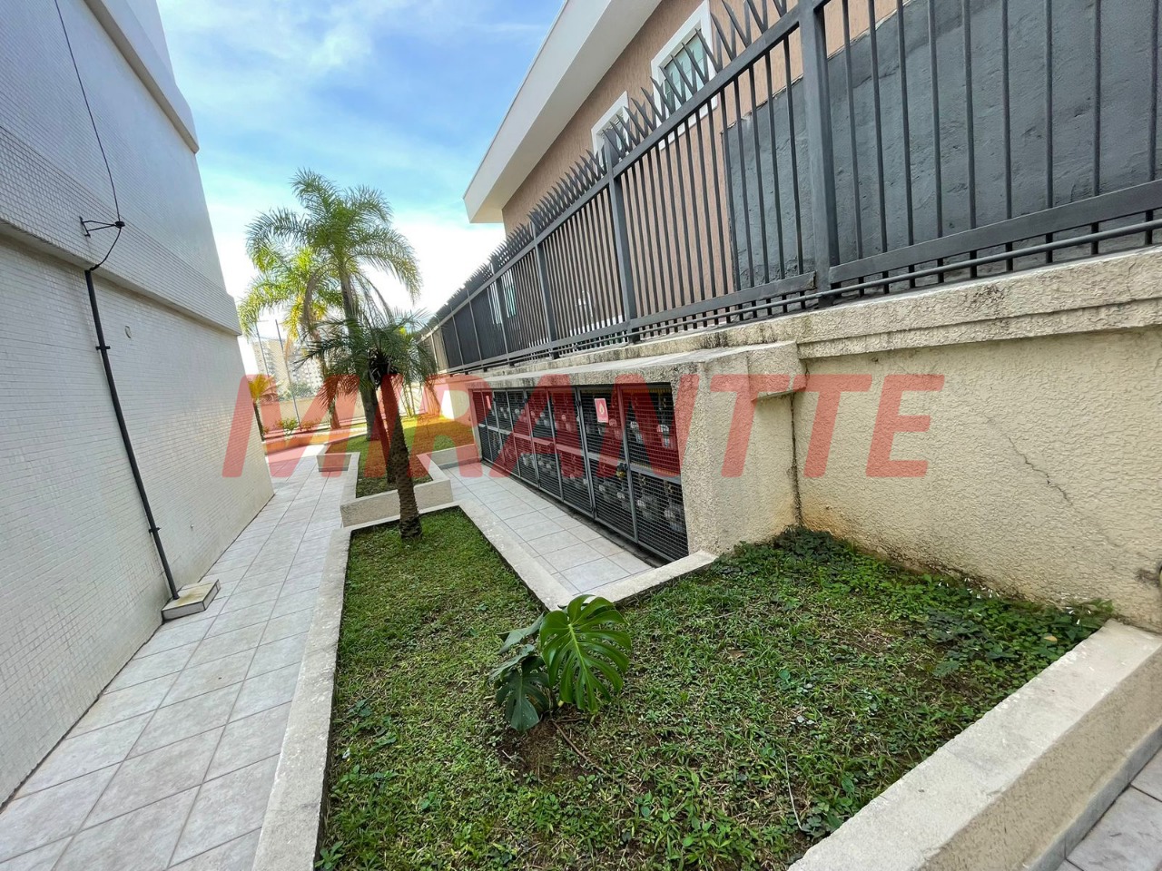 Apartamento de 196m² com 3 quartos em Vila Pauliceia