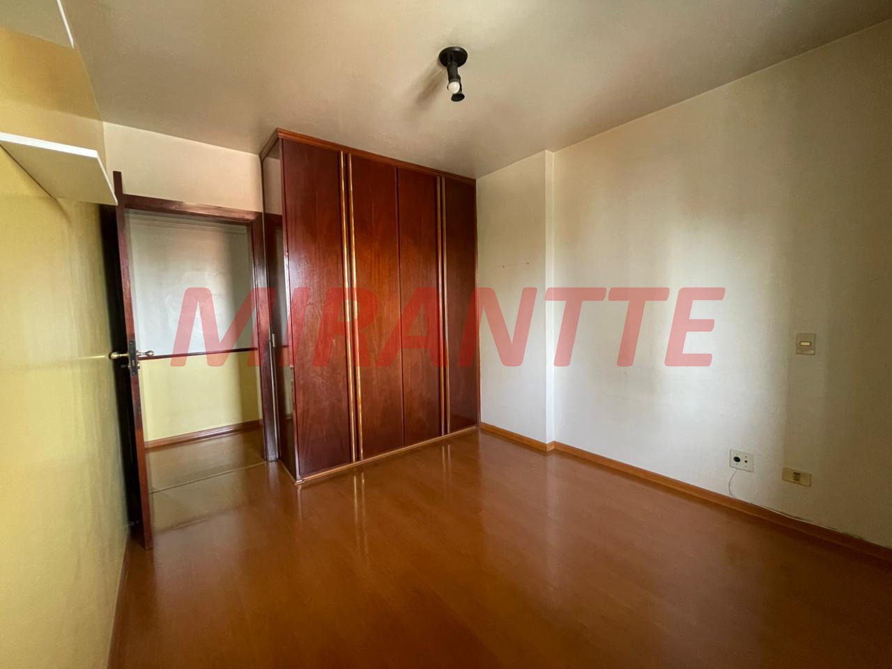 Apartamento de 196m² com 3 quartos em Vila Pauliceia