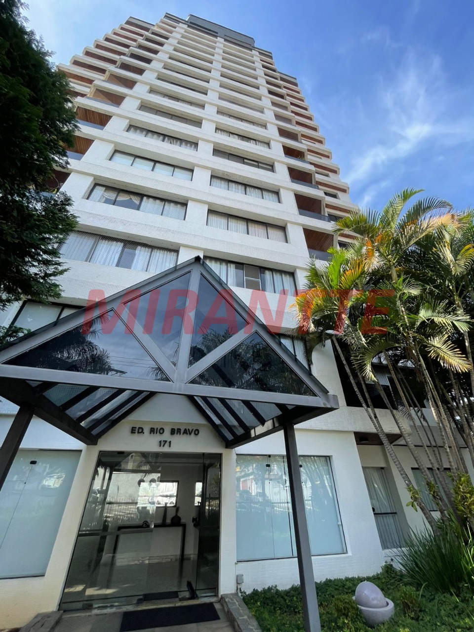 Apartamento de 196m² com 3 quartos em Vila Pauliceia