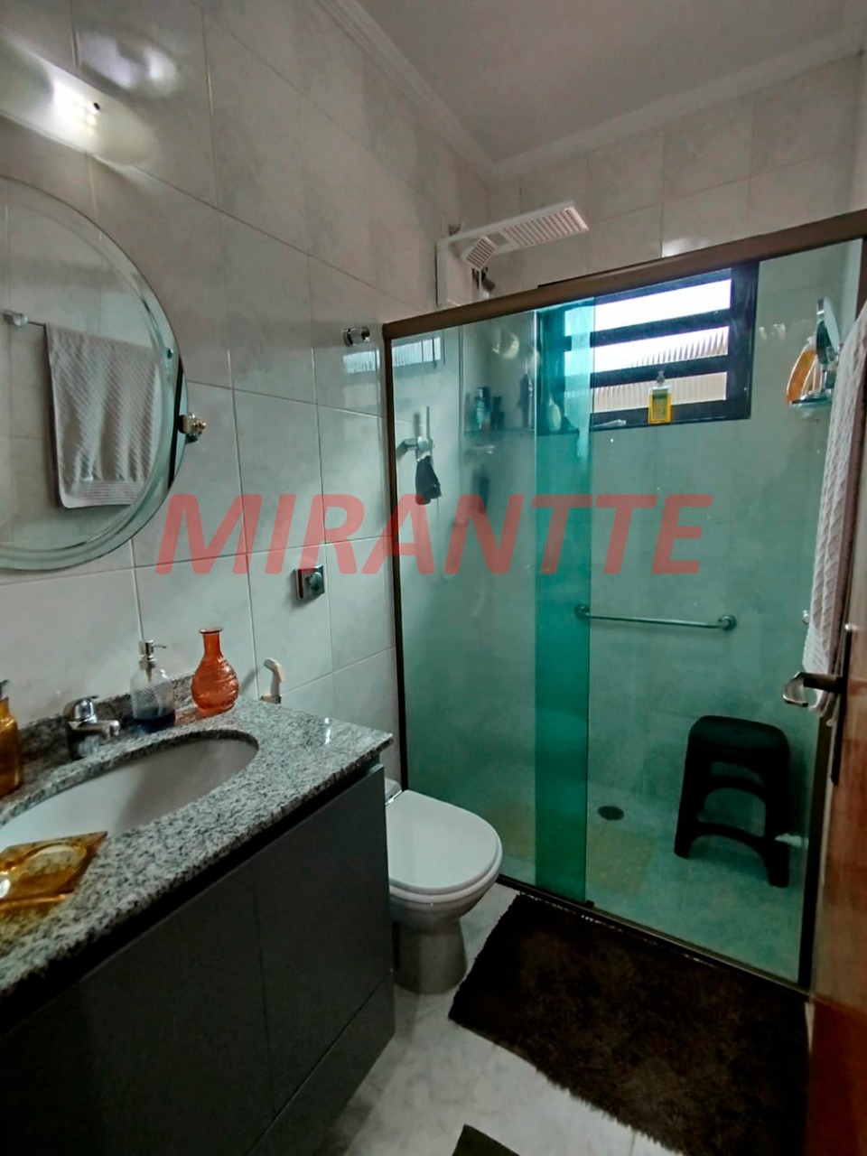 Sobrado de 128m² com 3 quartos em Vila Carolina