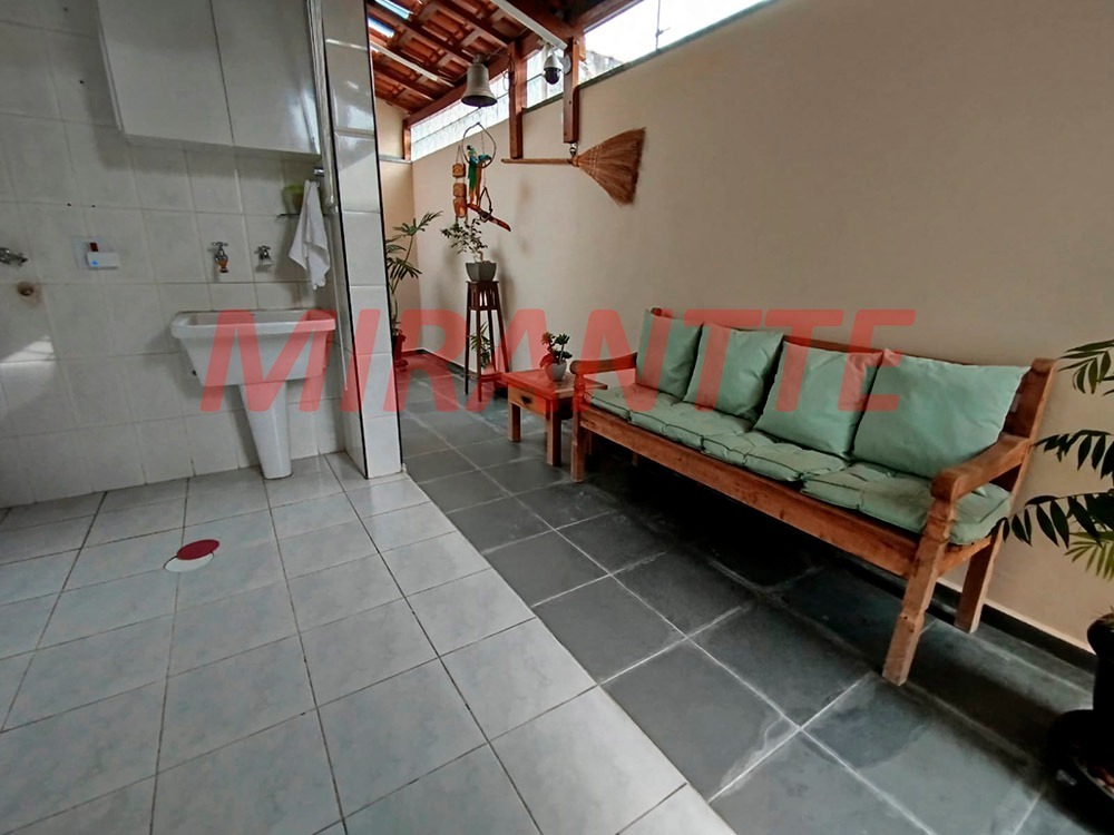 Sobrado de 128m² com 3 quartos em Vila Carolina