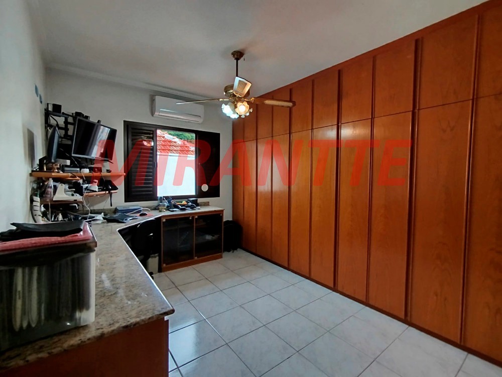 Sobrado de 128m² com 3 quartos em Vila Carolina