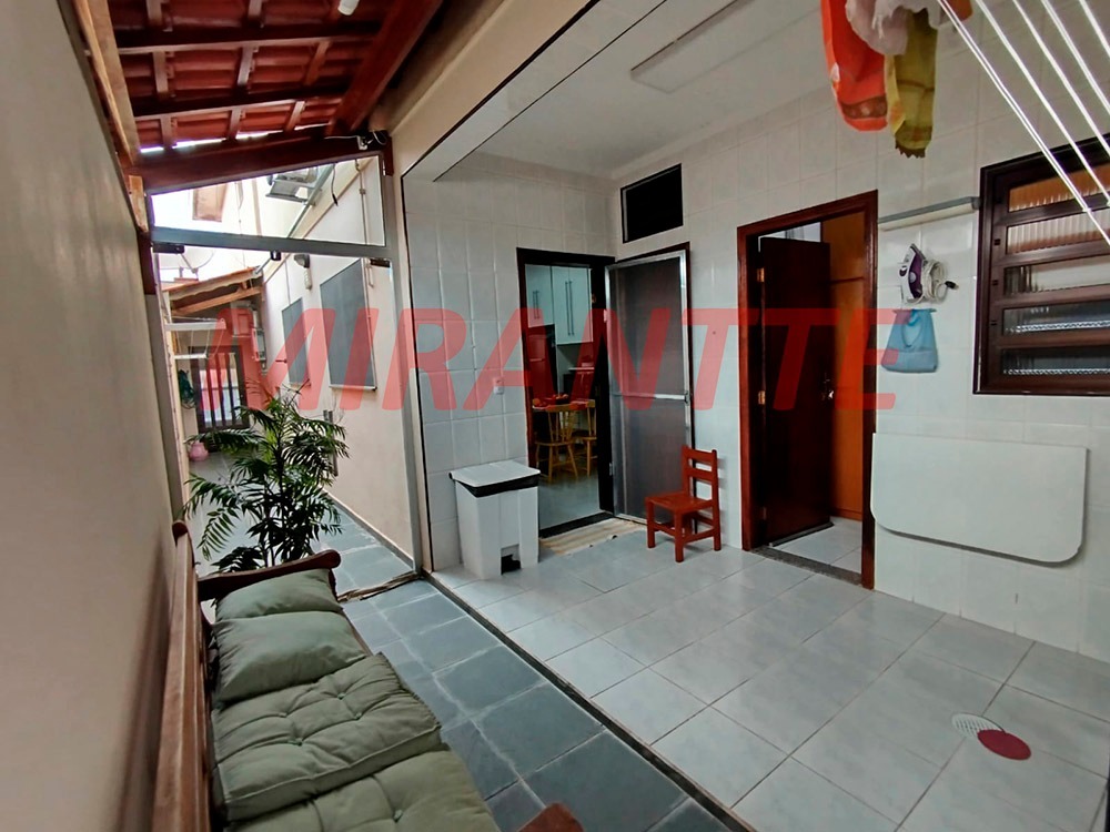 Sobrado de 128m² com 3 quartos em Vila Carolina