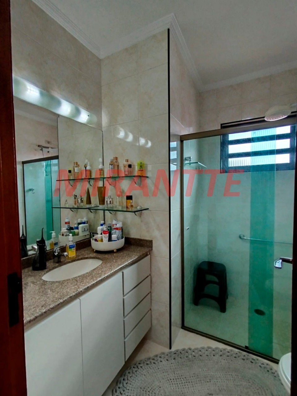 Sobrado de 128m² com 3 quartos em Vila Carolina