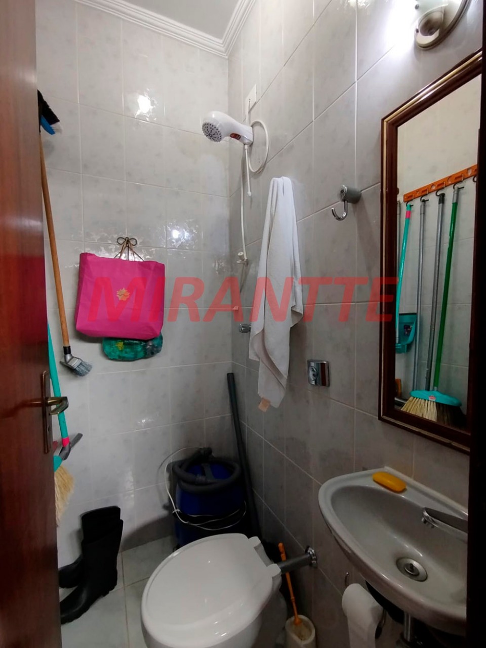Sobrado de 128m² com 3 quartos em Vila Carolina