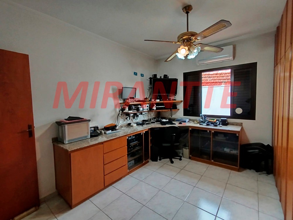 Sobrado de 128m² com 3 quartos em Vila Carolina