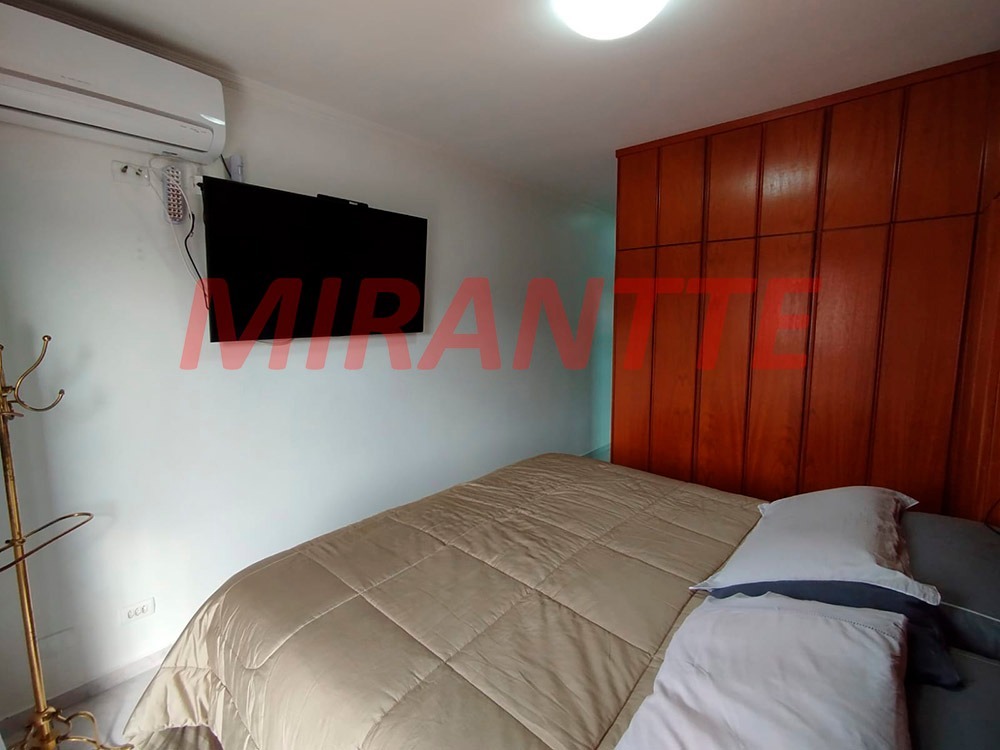 Sobrado de 128m² com 3 quartos em Vila Carolina