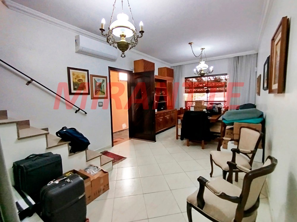 Sobrado de 128m² com 3 quartos em Vila Carolina