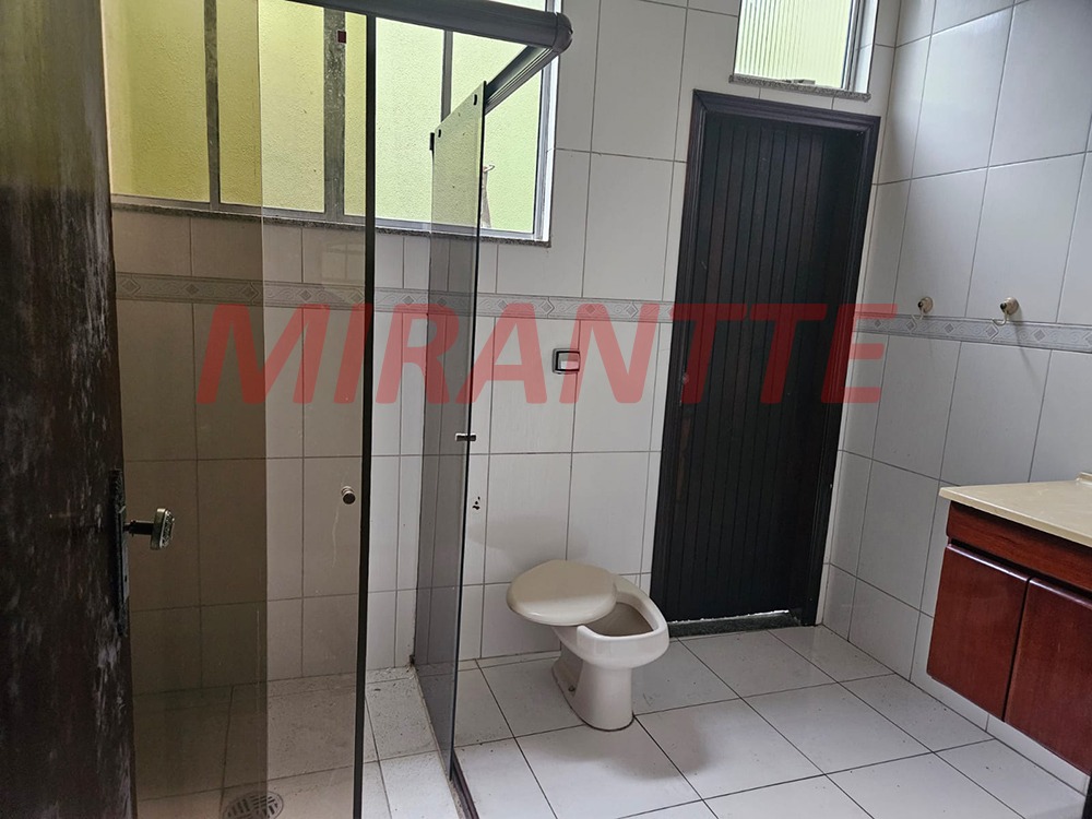 Sobrado de 213m² com 3 quartos em Jardim Santa Clara