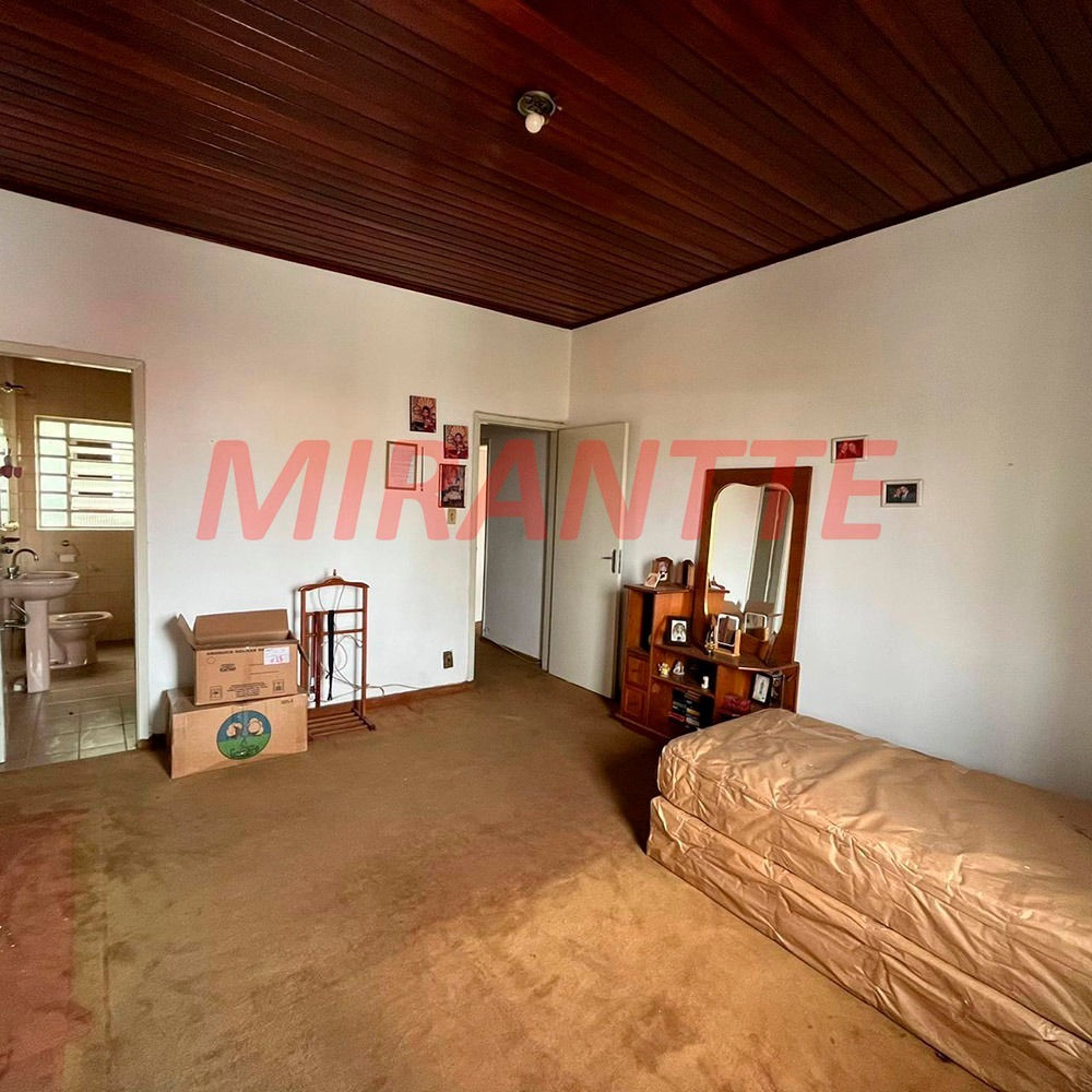 Sobrado de 156m² com 2 quartos em Água Fria