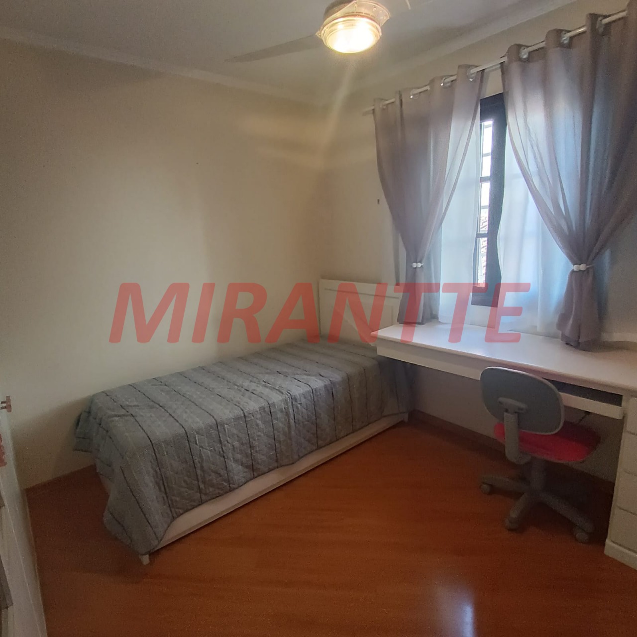 Casa terrea de 185m² com 3 quartos em Jardim Virginia Bianca