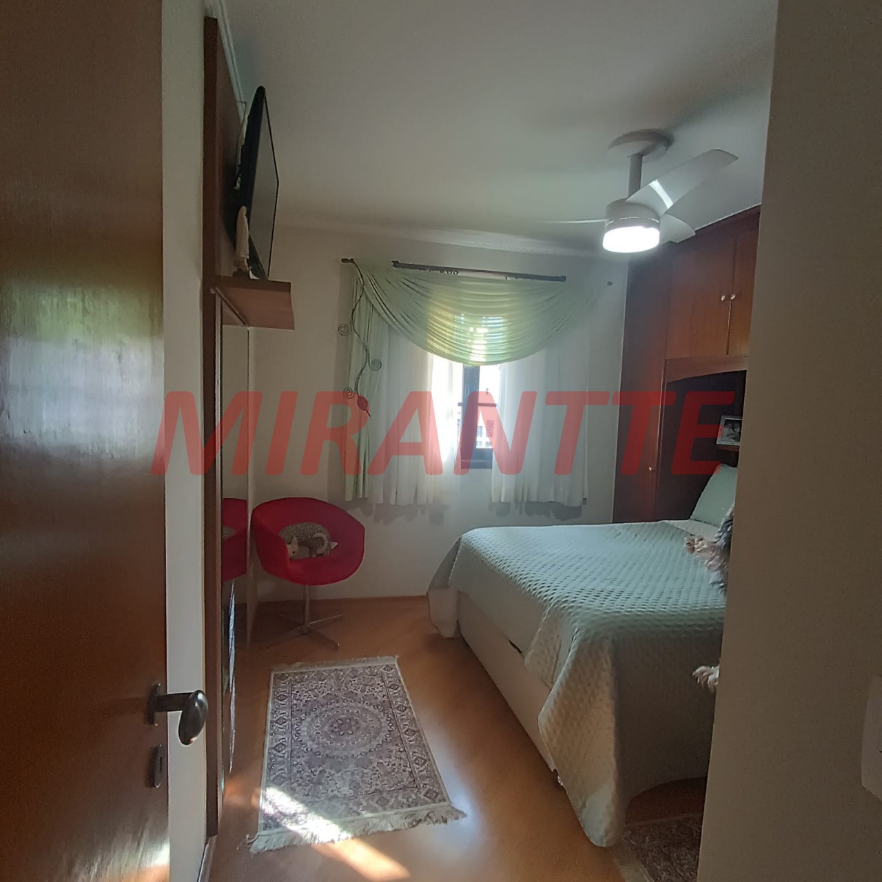 Casa terrea de 185m² com 3 quartos em Jardim Virginia Bianca